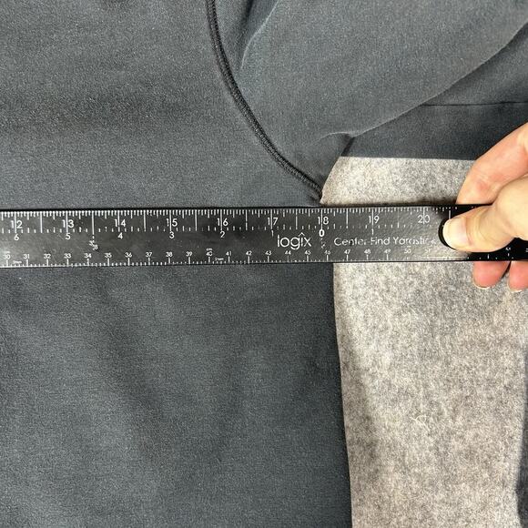 Lululemon Space Crew Neck Sweatshirt Womens 4 Black Cropped Athleisure - Picture 4 of 5